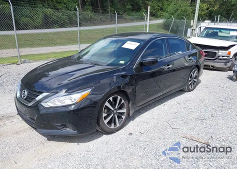 2018 Nissan Altima 2.5 Sr из США, поврежденный, VIN 1N4AL3AP5JC107561